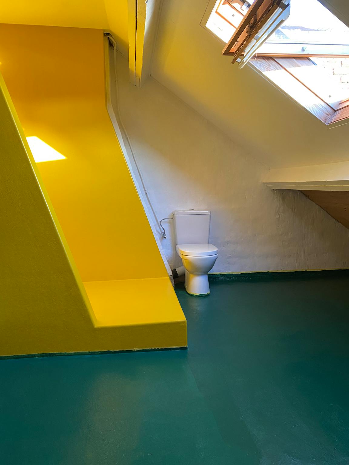Appartement te  huur in Sint-Amandsberg 9040 1200.00€ 1 slaapkamers 65.00m² - Zoekertje 787947