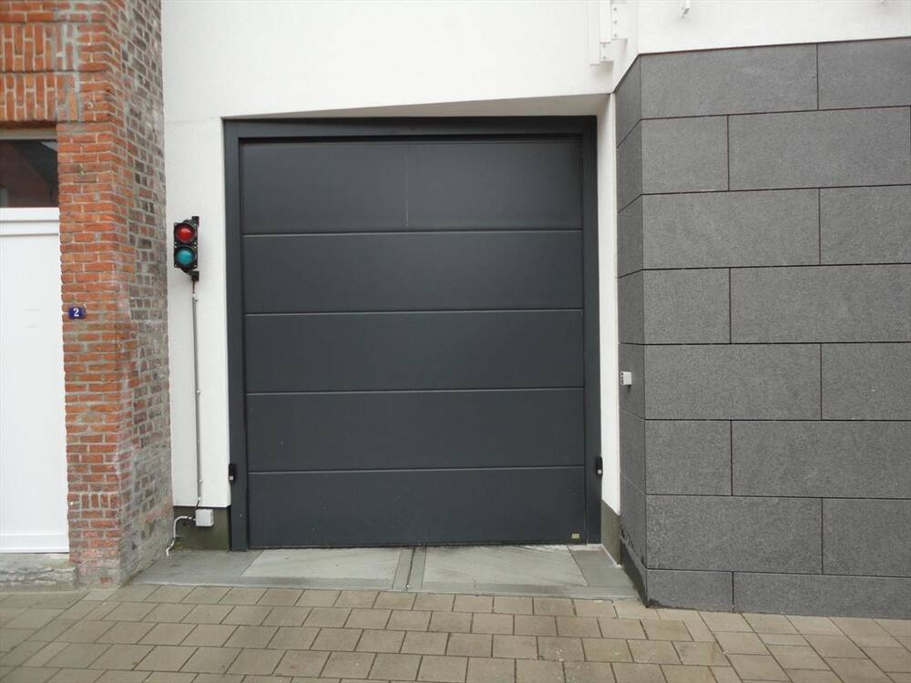 Parking & garage te  huur in Zwijnaarde 9052 85.00€  slaapkamers m² - Zoekertje 1503