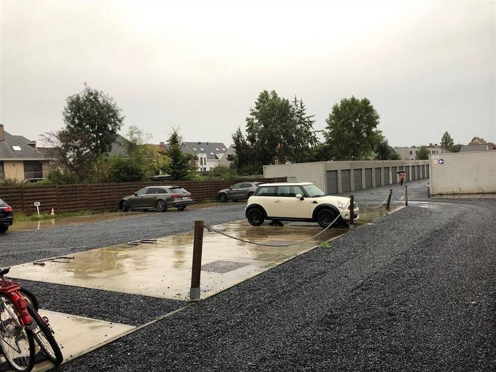 Parking & garage te  huur in Oudenaarde 9700 40.00€  slaapkamers m² - Zoekertje 471149