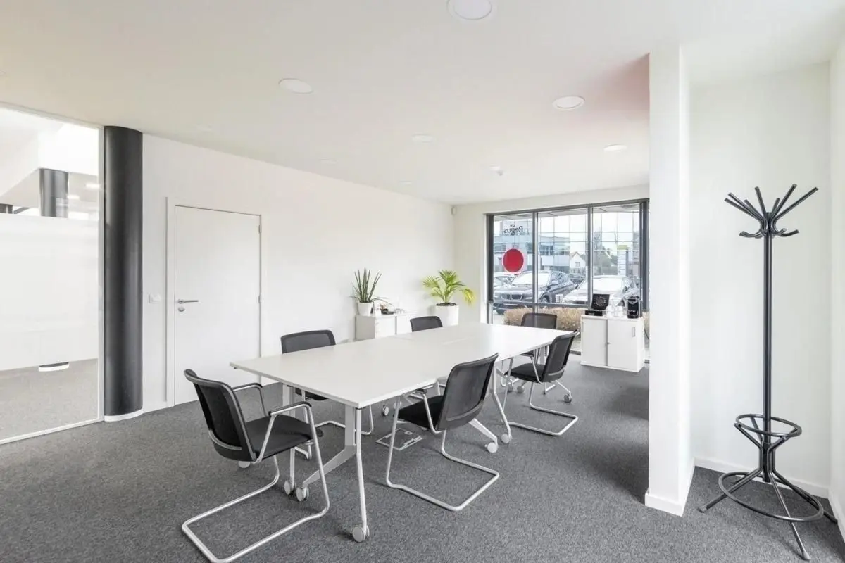 Handelszaak te  huur in Aalst 9300 809.00€ 0 slaapkamers m² - Zoekertje 1535