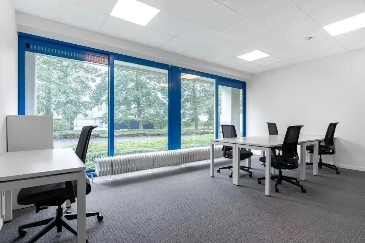 Handelszaak te  huur in Elversele 9140 759.00€ 0 slaapkamers m² - Zoekertje 2573