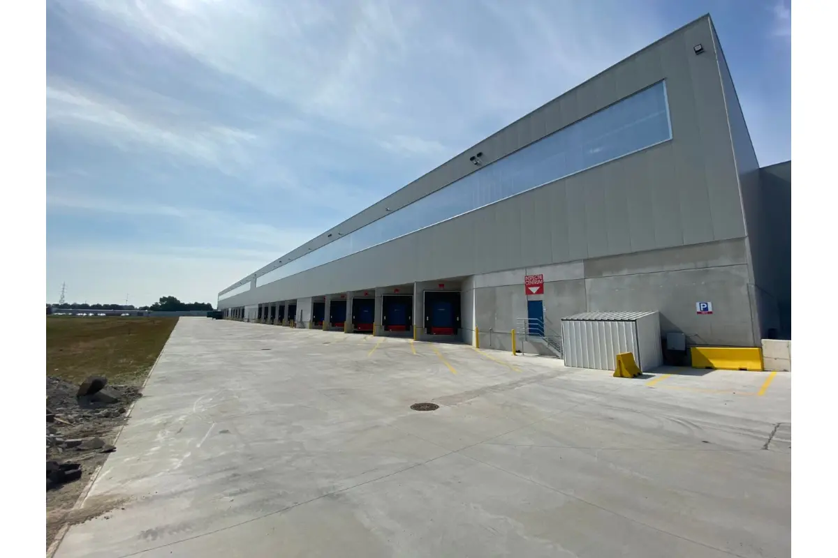 Handelszaak te  huur in Desteldonk 9042 0.00€  slaapkamers m² - Zoekertje 4450