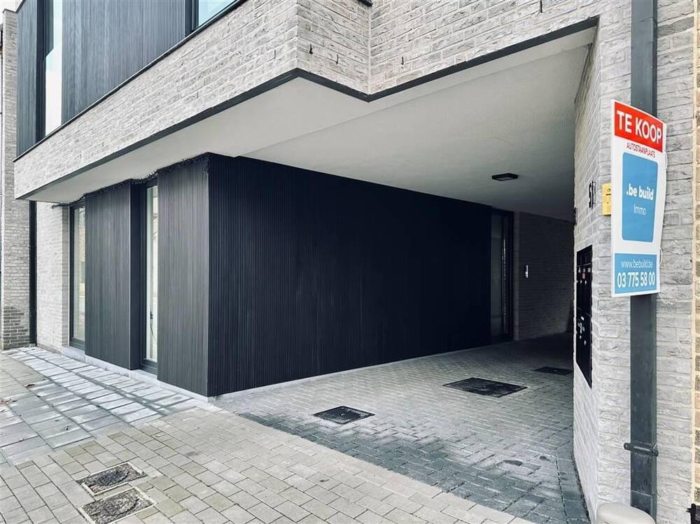 Parking te  koop in Sint-Gillis-Waas 9170 7500.00€  slaapkamers m² - Zoekertje 4871