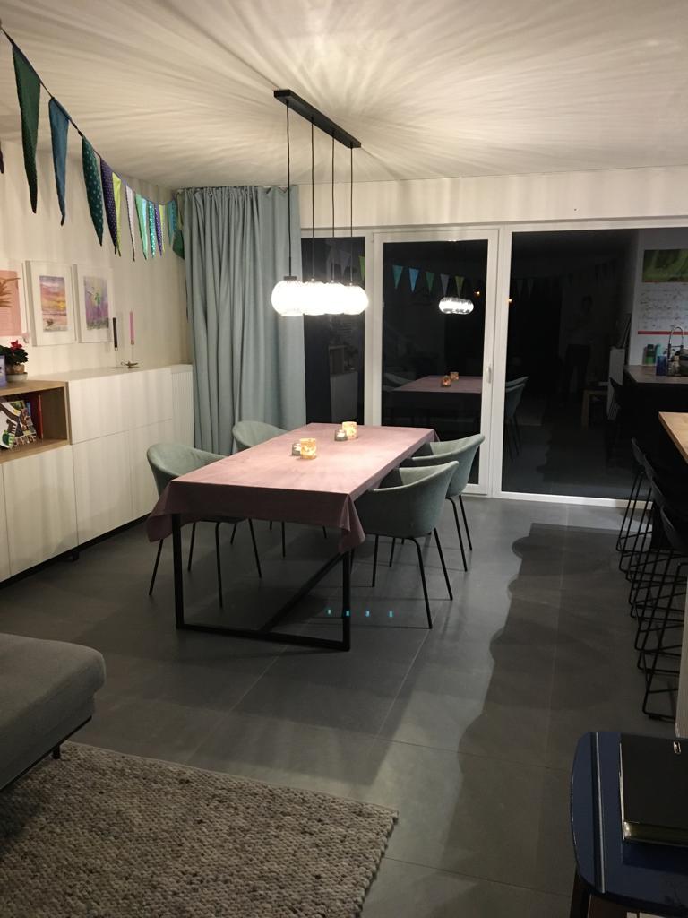 Huis te  huur in Oosterzele 9860 1100.00€ 3 slaapkamers 126.00m² - Zoekertje 274487