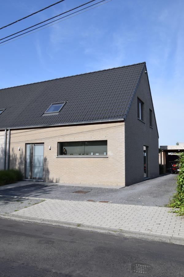 Huis te  koop in Sint-Lievens-Houtem 9520 346576.00€ 3 slaapkamers m² - Zoekertje 9090