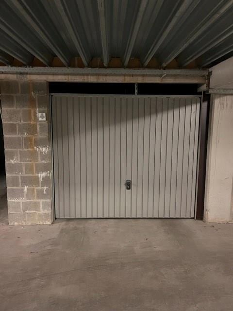 Parking & garage te koop in Sint-Niklaas 9100 19500.00€ slaapkamers m² - Zoekertje 11138