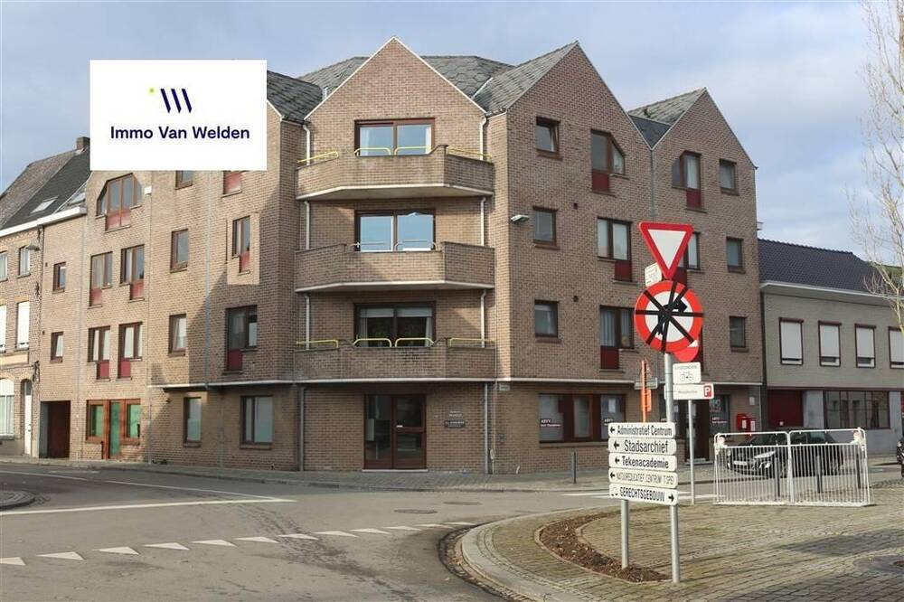 Appartement te  huur in Oudenaarde 9700 1200.00€ 2 slaapkamers m² - Zoekertje 1381085