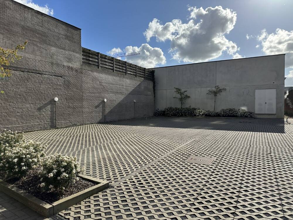 Parking & garage te  huur in Aalter 9880 55.00€  slaapkamers m² - Zoekertje 81988