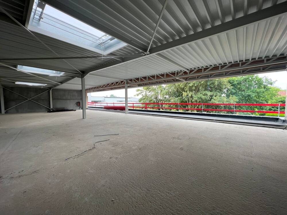 Handelszaak te huur in Lochristi 9080 7900.00€ slaapkamers 721.00m² - Zoekertje 13918