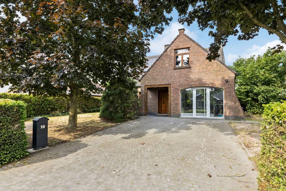 Villa te  koop in Zele 9240 535000.00€ 3 slaapkamers m² - Zoekertje 1047998