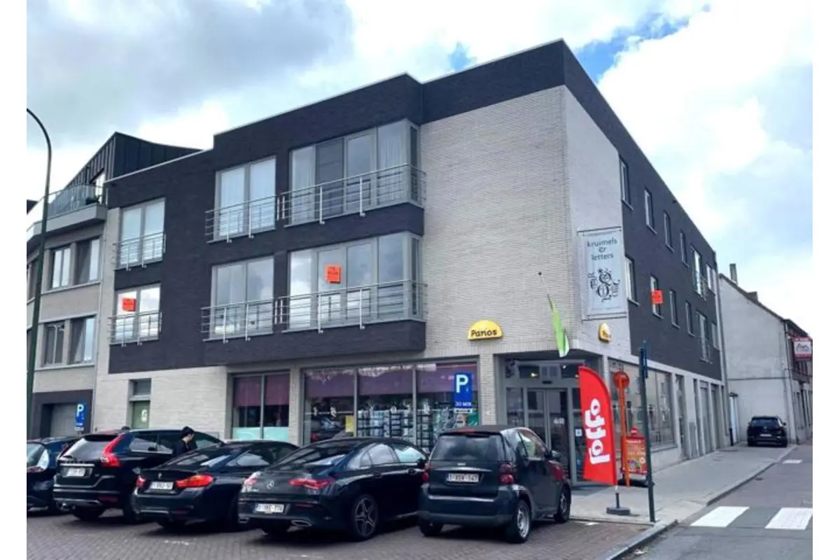 Handelszaak te  huur in Zele 9240 1500.00€ 0 slaapkamers m² - Zoekertje 14721
