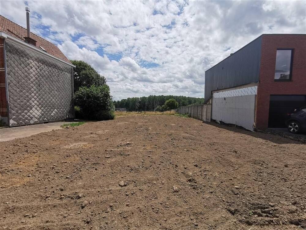 Bouwgrond te  koop in Smeerebbe-Vloerzegem 9506 149000.00€  slaapkamers m² - Zoekertje 14184