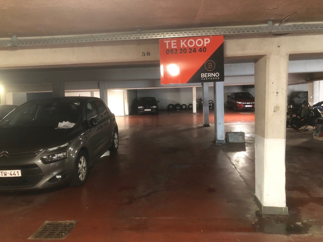 Parking & garage te  koop in Dendermonde 9200 20000.00€  slaapkamers m² - Zoekertje 1083599