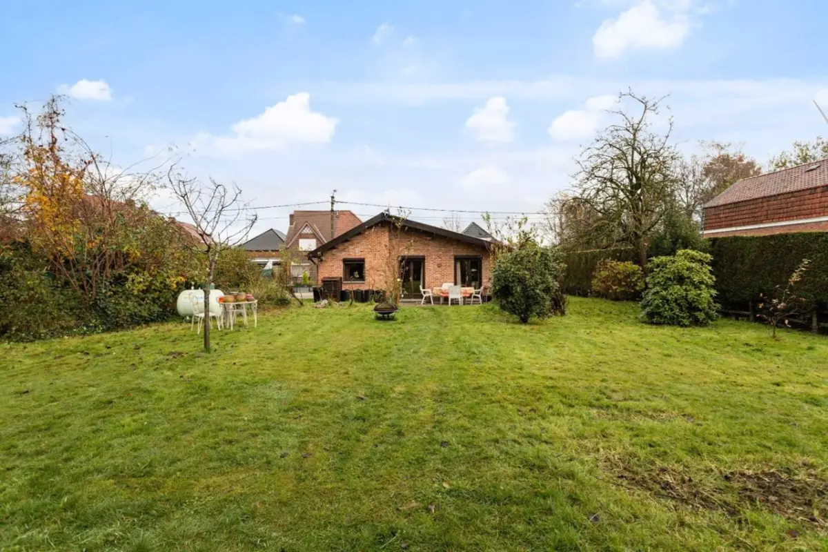 Huis te  koop in Evergem 9940 355000.00€ 1 slaapkamers m² - Zoekertje 15809