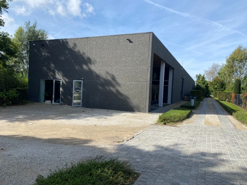 Kantoor te  huur in Lokeren 9160 2900.00€  slaapkamers m² - Zoekertje 83176