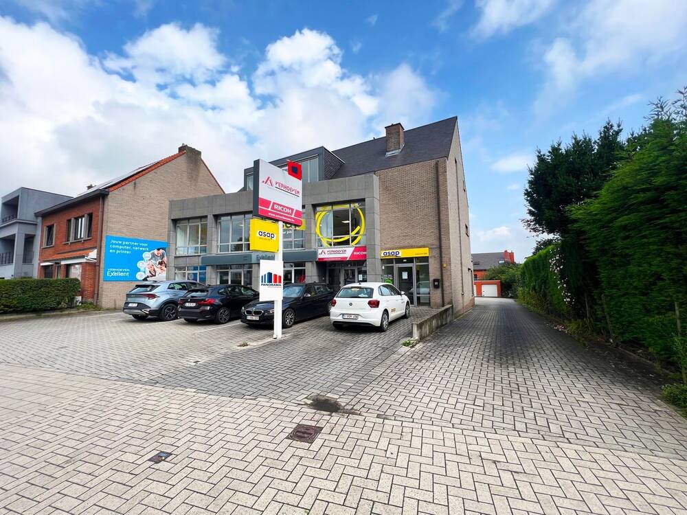 Handelszaak te huur in Aalst 9300 1250.00€ slaapkamers 155.00m² - Zoekertje 16244