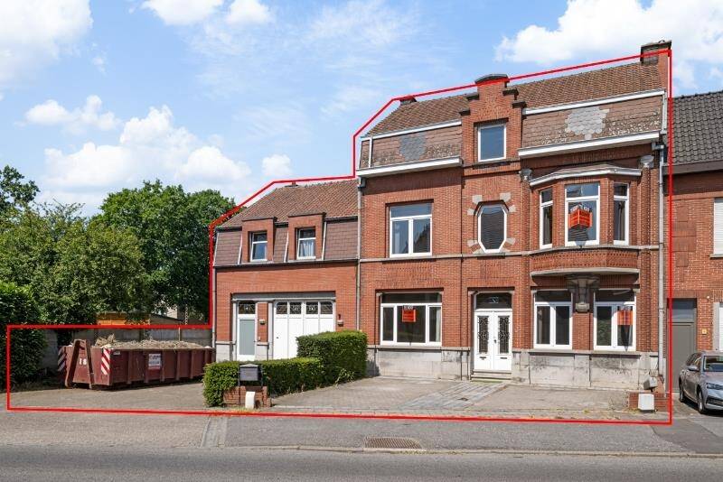 Huis te  koop in Gijzegem 9308 695000.00€ 4 slaapkamers 227.00m² - Zoekertje 15412