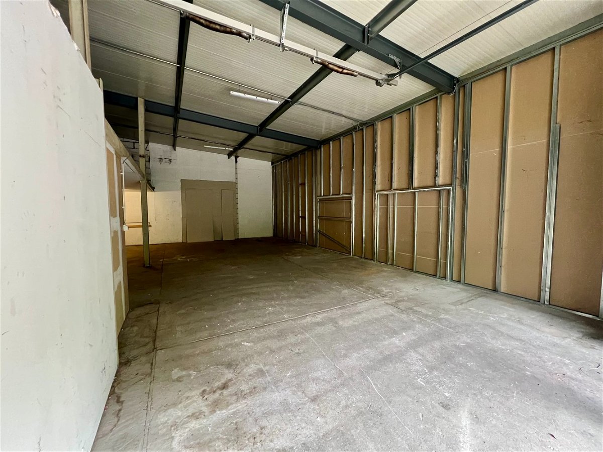 Kantoor te  huur in Nazareth 9810 1500.00€  slaapkamers 400.00m² - Zoekertje 83517