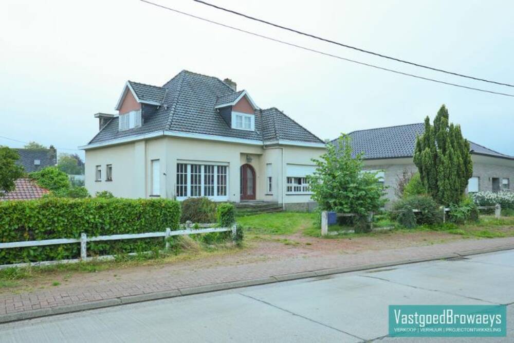 Huis te  koop in Goeferdinge 9500 350000.00€ 4 slaapkamers 180.00m² - Zoekertje 1114615