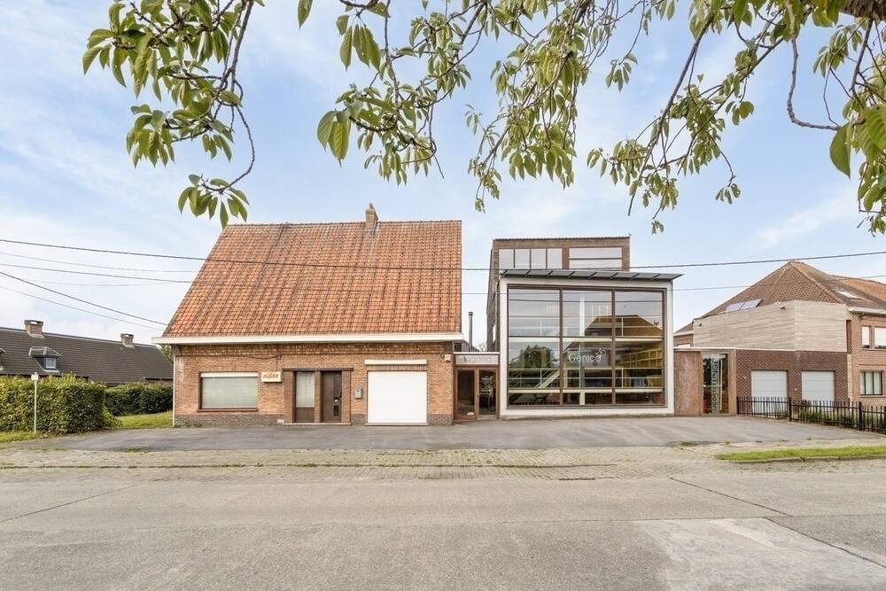 Huis te  koop in Sleidinge 9940 585000.00€ 3 slaapkamers 297.00m² - Zoekertje 1322960