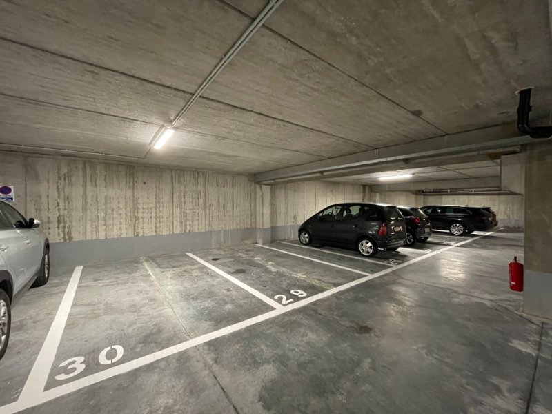 Parking & garage te  koop in Gent 9000 20000.00€  slaapkamers m² - Zoekertje 1147037