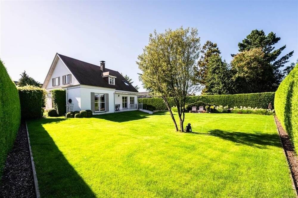 Huis te  koop in Denderhoutem 9450 599000.00€ 4 slaapkamers 288.00m² - Zoekertje 1285858