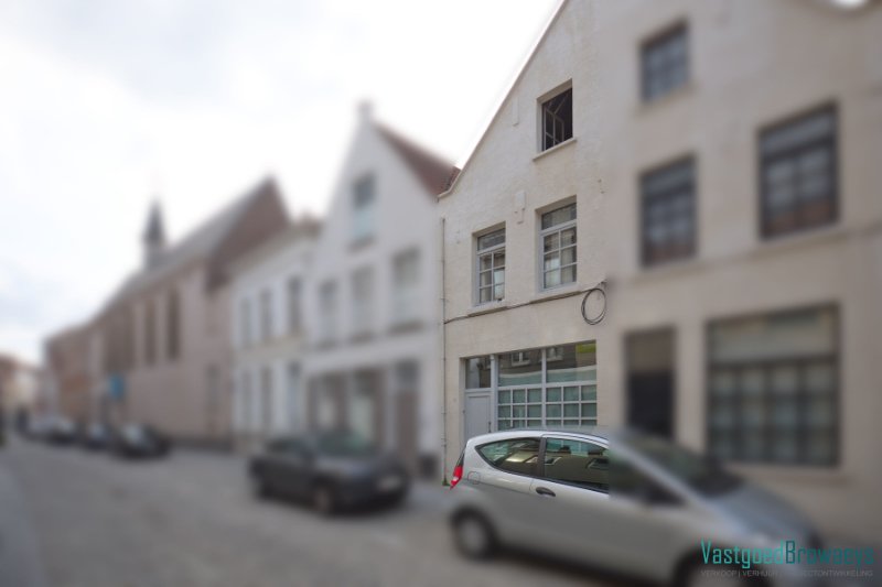 Huis te  koop in Oudenaarde 9700 225000.00€ 3 slaapkamers m² - Zoekertje 84611