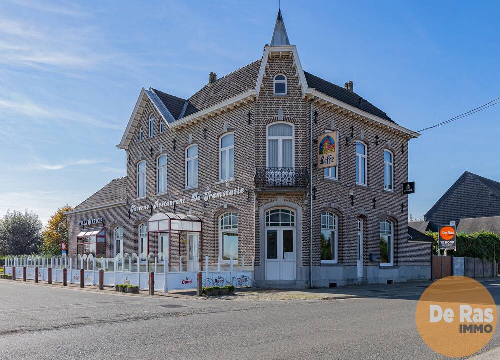 Handelszaak te  koop in Herzele 9550 499000.00€  slaapkamers 400.00m² - Zoekertje 192837