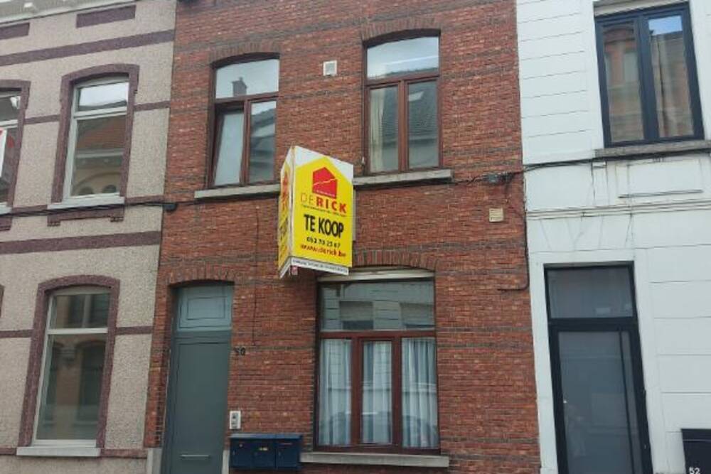 Appartementsgebouw te  koop in Aalst 9300 349000.00€  slaapkamers m² - Zoekertje 1166189
