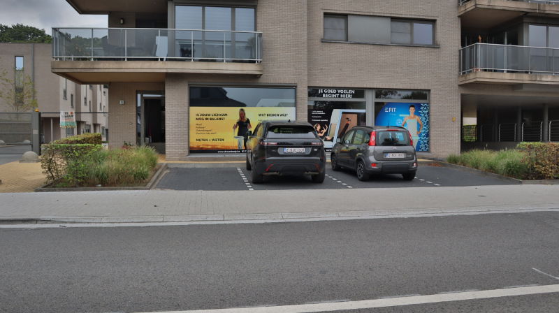 Commerciële ruimte te koop in Belsele 9111 725000.00€ slaapkamers m² - Zoekertje 275838