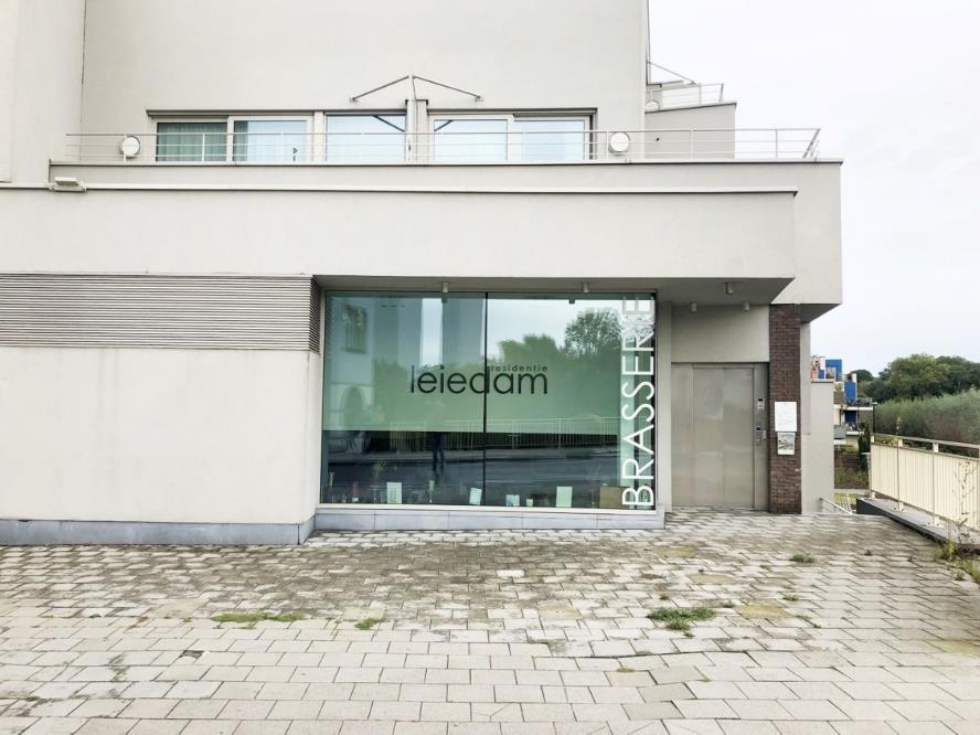 Handelszaak te  huur in Deinze 9800 750.00€  slaapkamers m² - Zoekertje 20328