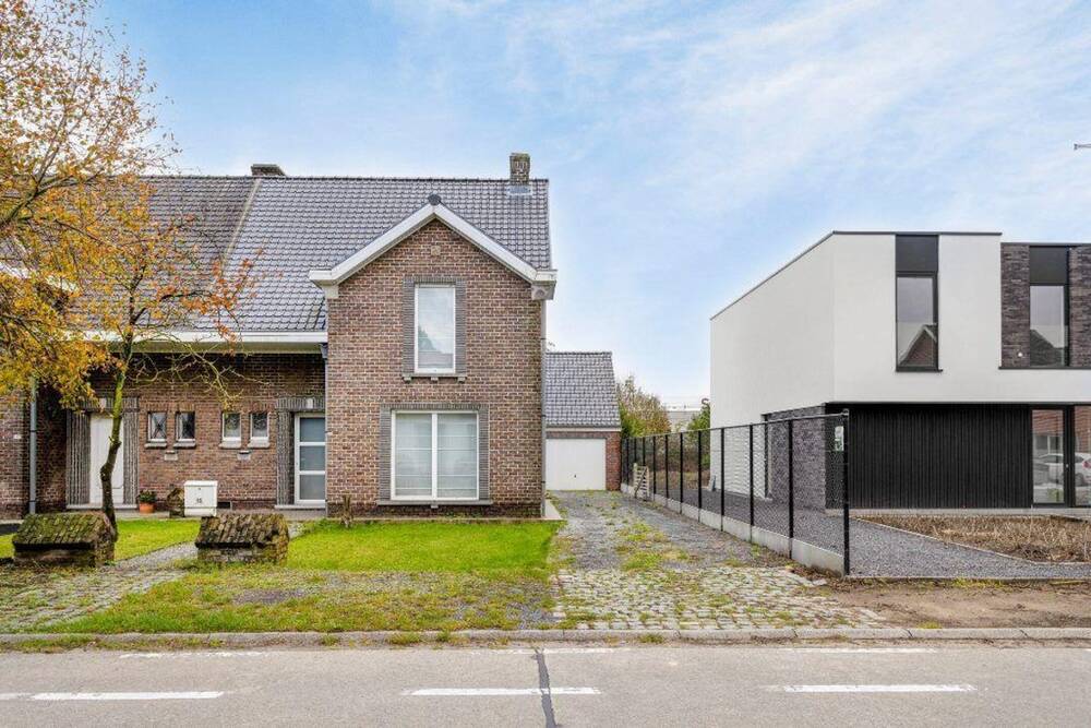 Huis te  koop in Zulte 9870 295000.00€ 2 slaapkamers m² - Zoekertje 1184436