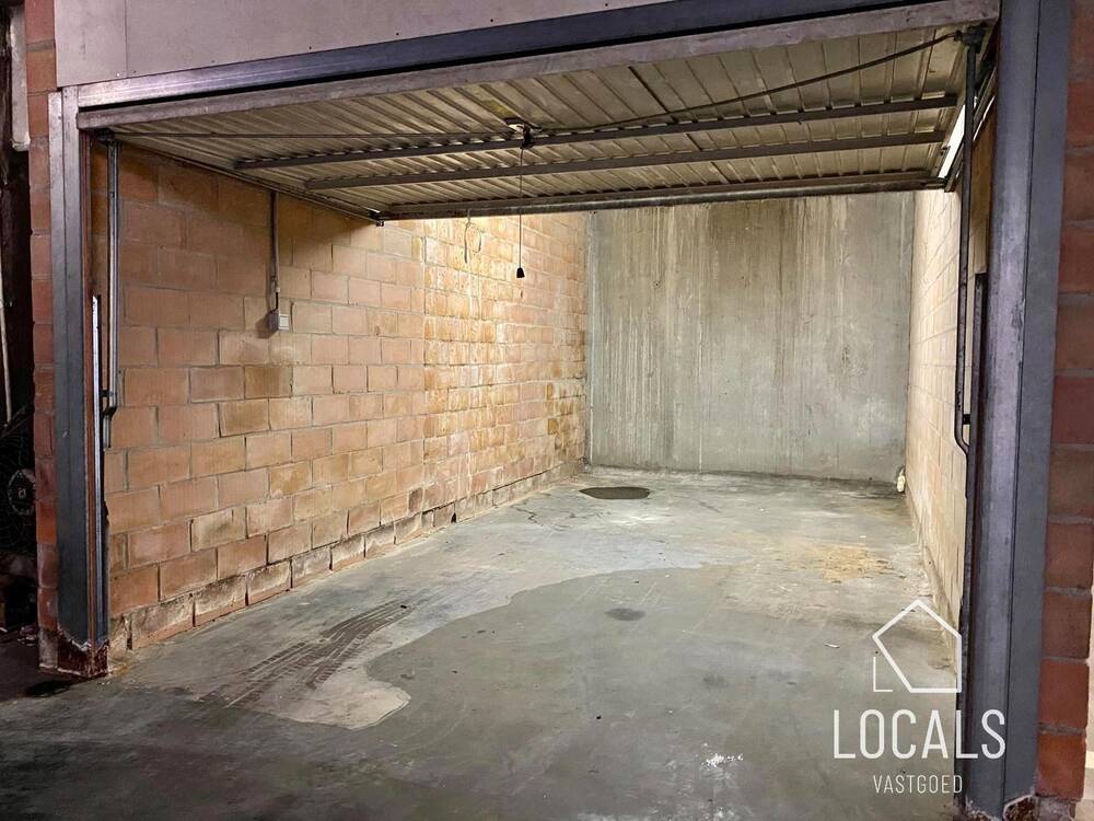 Parking & garage te koop in Aalst 9300 27000.00€ slaapkamers m² - Zoekertje 21293