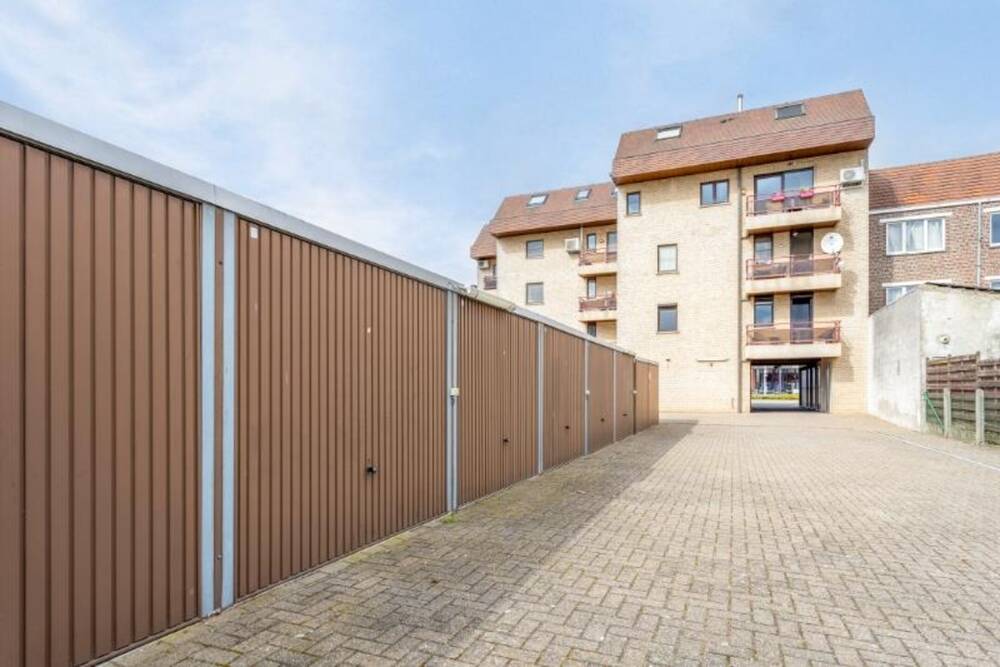 Parking & garage te  koop in Nieuwerkerken 9320 20000.00€  slaapkamers m² - Zoekertje 1191833