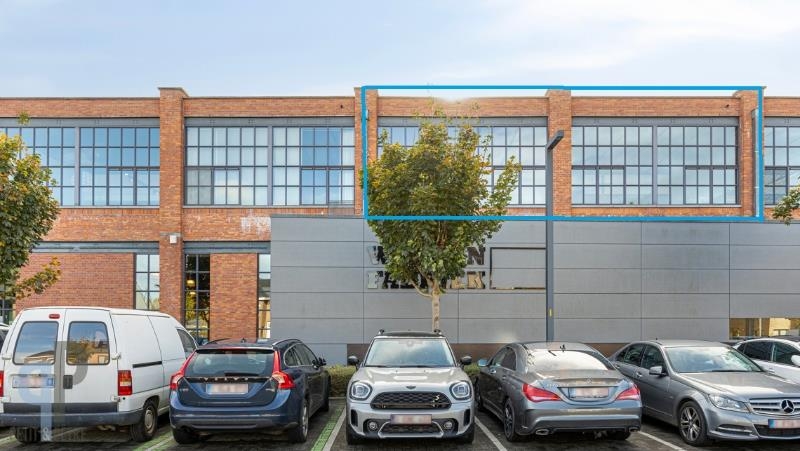 Loft te  koop in Herzele 9550 719000.00€  slaapkamers 311.00m² - Zoekertje 25169