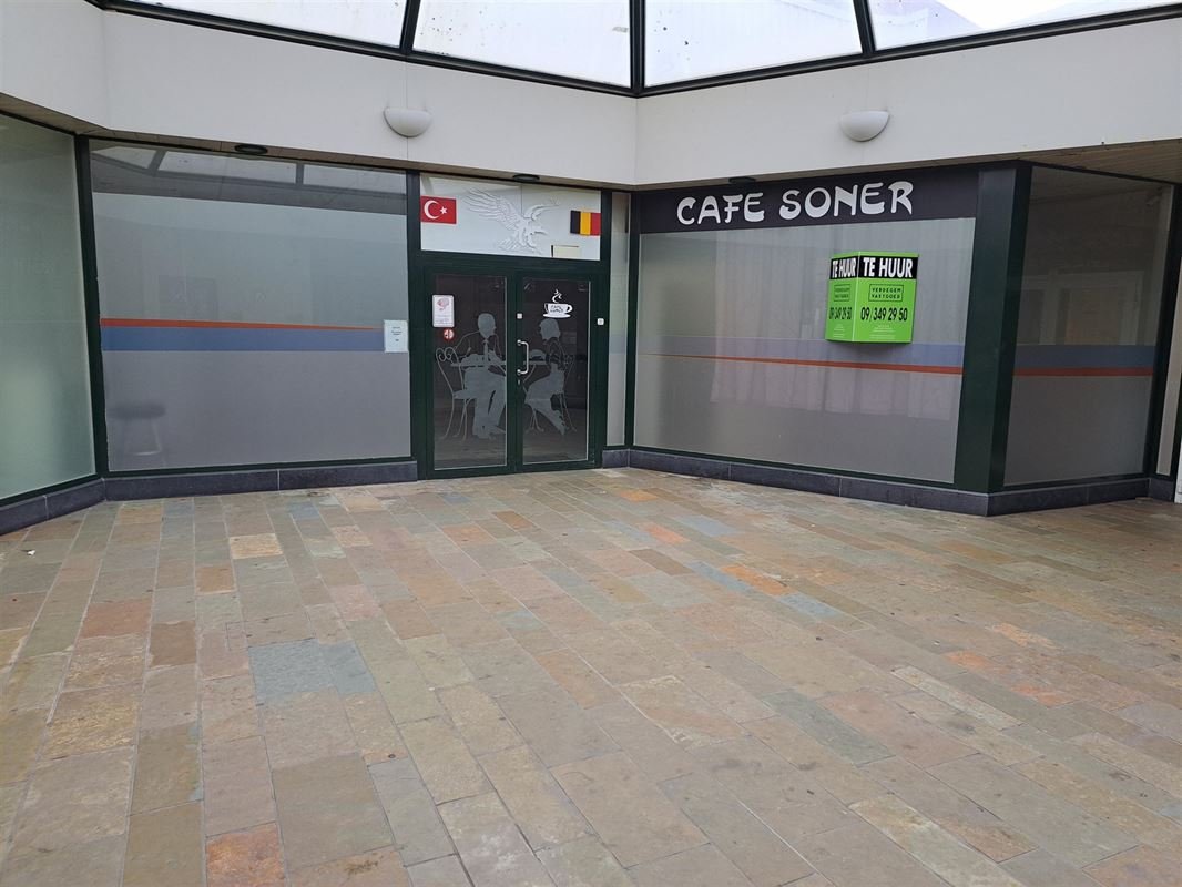 Commerciële ruimte te huur in Lokeren 9160 850.00€ slaapkamers 96.00m² - Zoekertje 88093