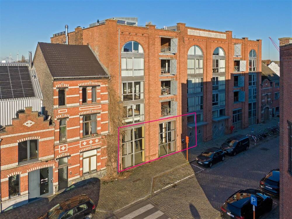 Kantoor te  huur in Gent 9000 3800.00€  slaapkamers m² - Zoekertje 1243021