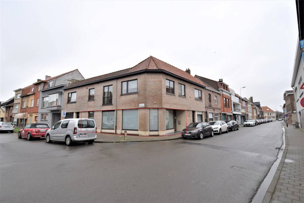 Kantoor te  huur in Drongen 9031 775.00€  slaapkamers m² - Zoekertje 88201