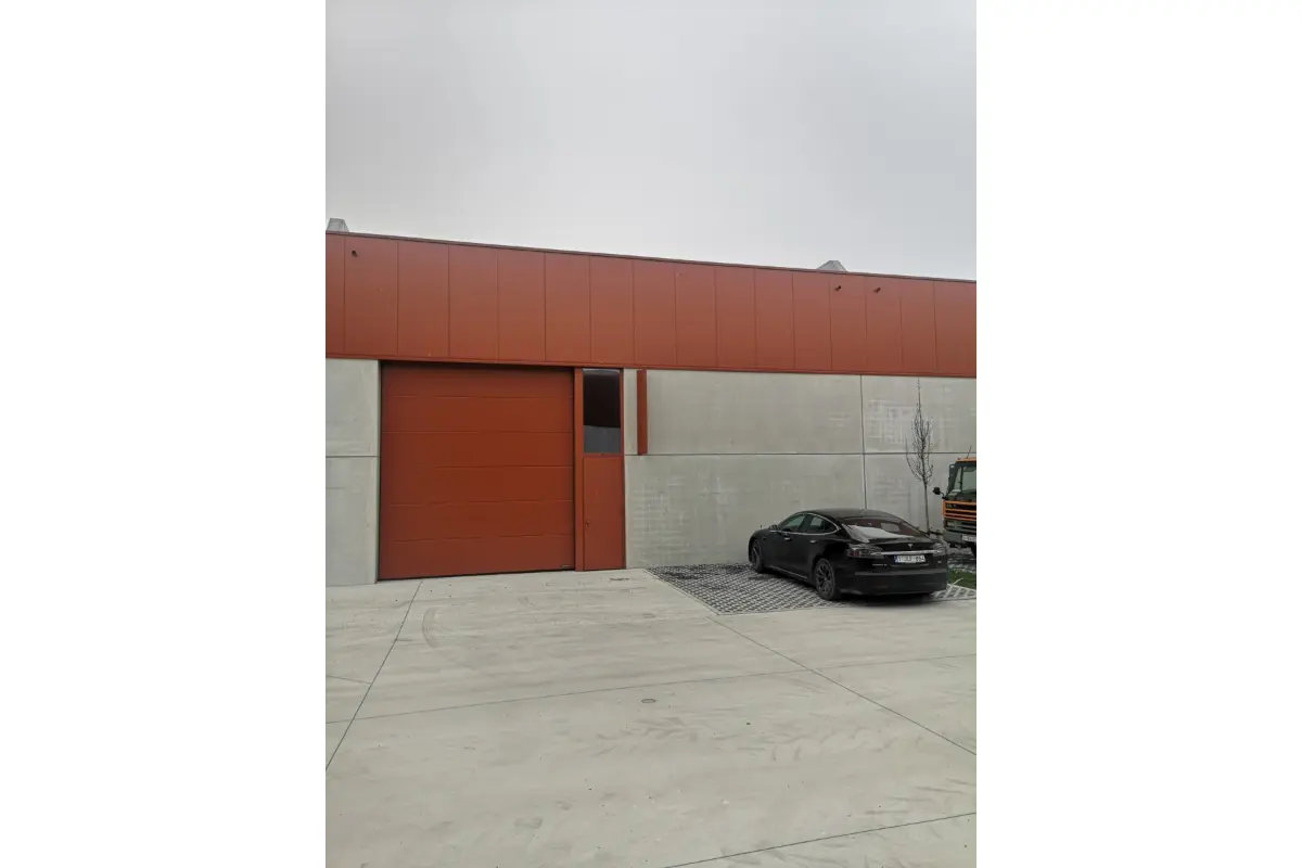 Handelszaak te  huur in Evergem 9940 975.00€  slaapkamers 220.00m² - Zoekertje 646722