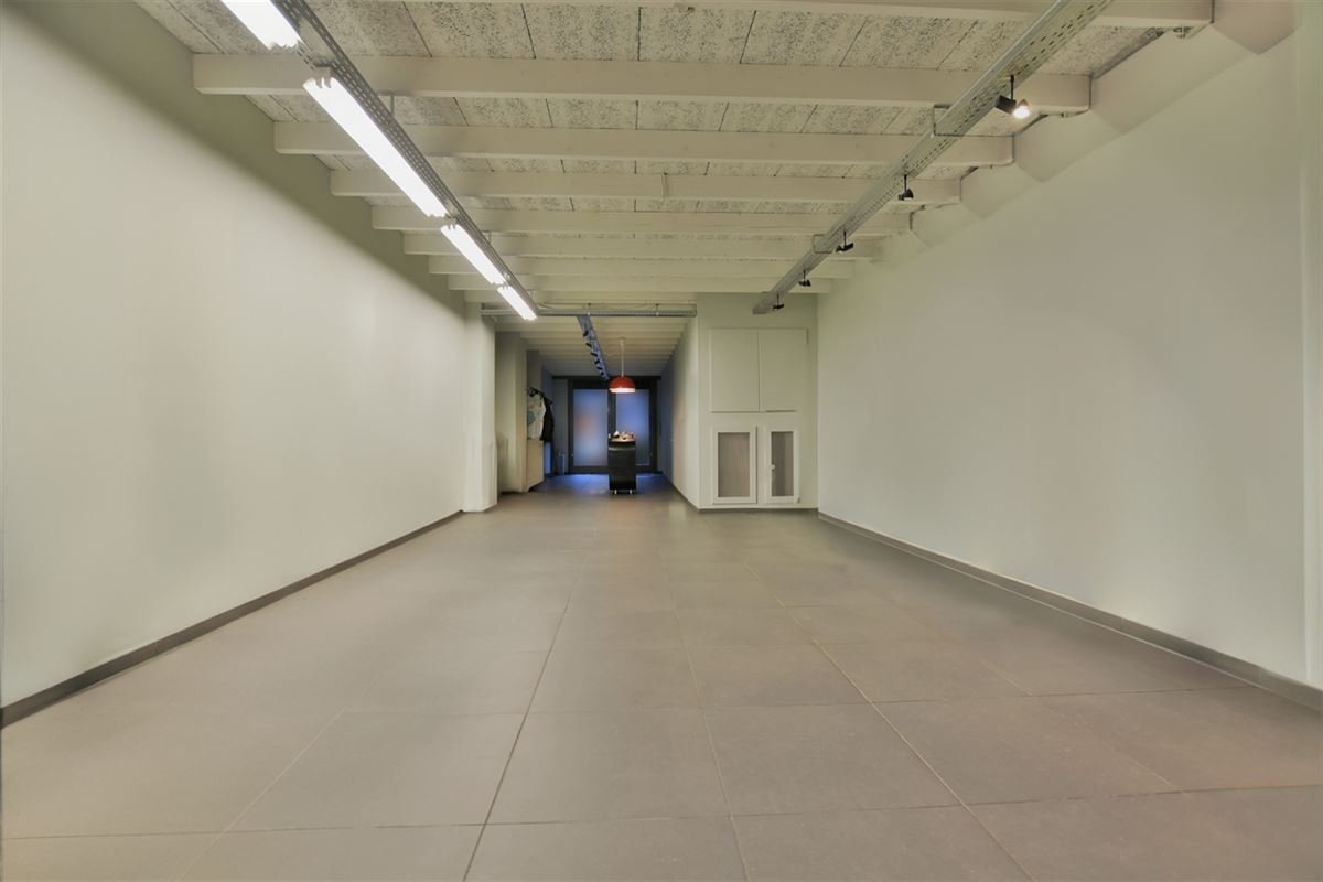 Commerciële ruimte te huur in Dendermonde 9200 700.00€ slaapkamers 115.00m² - Zoekertje 88434