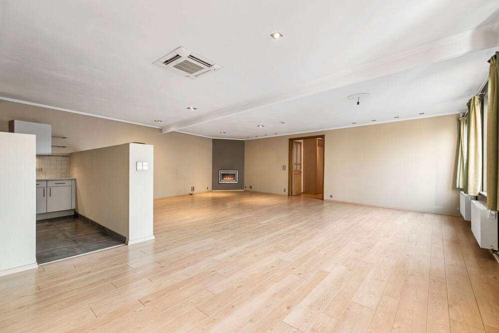 Penthouse te koop in Aalst 9300 240000.00€ 2 slaapkamers 199.00m² - Zoekertje 155392