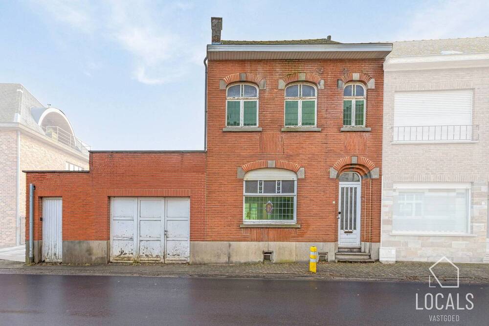 Huis te  koop in Haaltert 9450 220000.00€ 3 slaapkamers 221.00m² - Zoekertje 31062