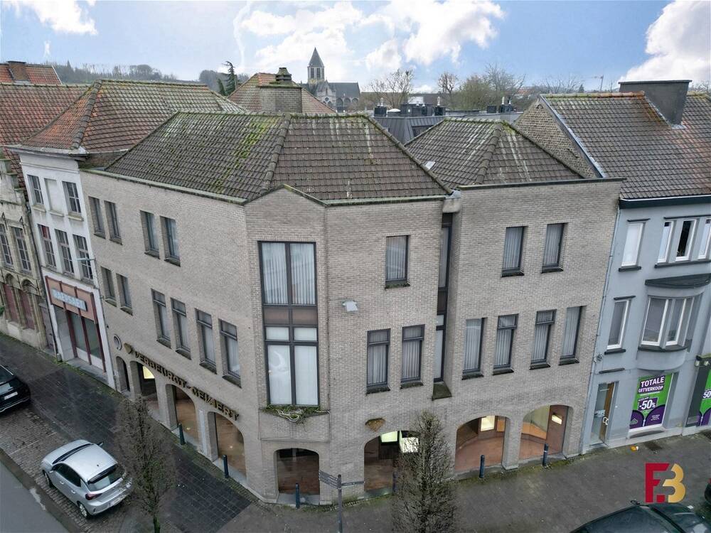 Commerciële ruimte te koop in Oudenaarde 9700 0.00€ slaapkamers 499.00m² - Zoekertje 88722