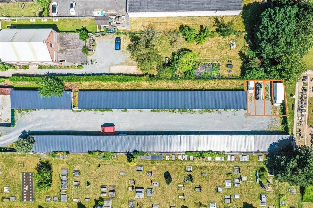 Parking & garage te  koop in Dendermonde 9200 8900.00€  slaapkamers m² - Zoekertje 1378444