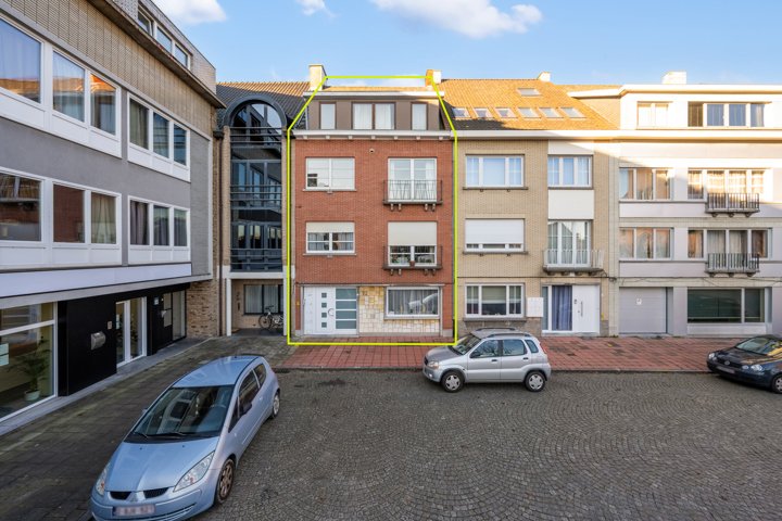 Appartementsgebouw te  koop in Zottegem 9620 445000.00€ 5 slaapkamers m² - Zoekertje 1285836