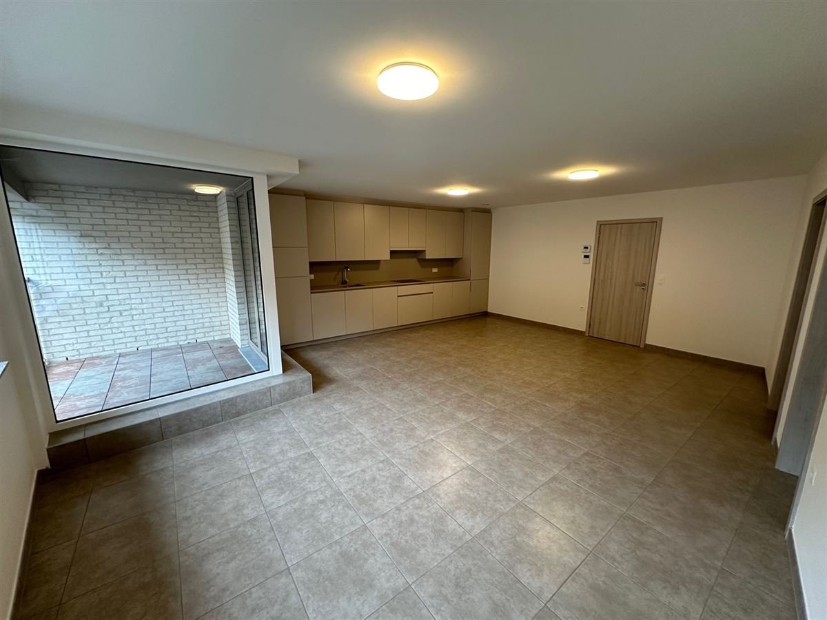Kantoor te huur in Aalst 9300 895.00€ slaapkamers 75.00m² - Zoekertje 88784