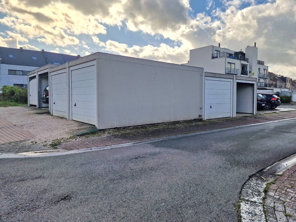 Parking & garage te huur in Zottegem 9620 85.00€ slaapkamers m² - Zoekertje 32600