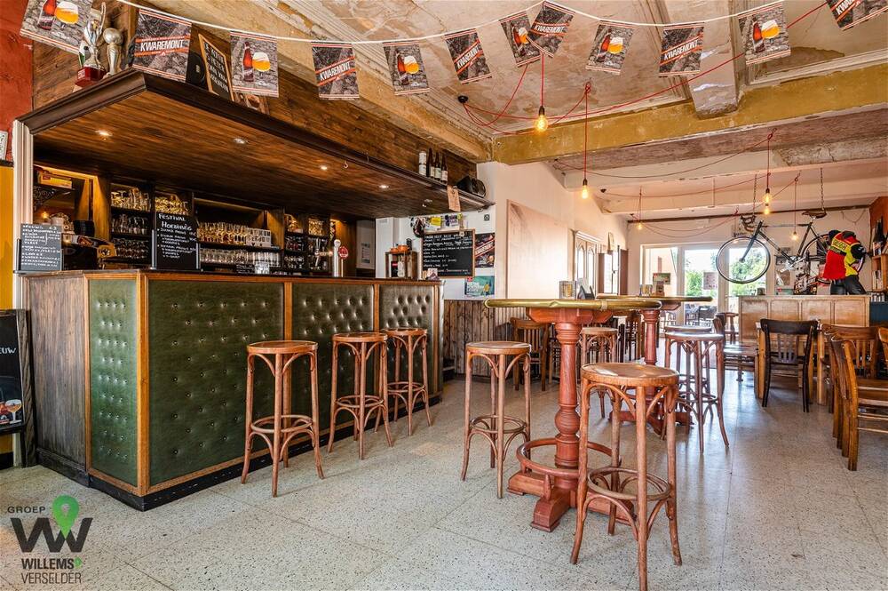 Commerciële ruimte te koop in Kaprijke 9970 249000.00€ slaapkamers m² - Zoekertje 88869