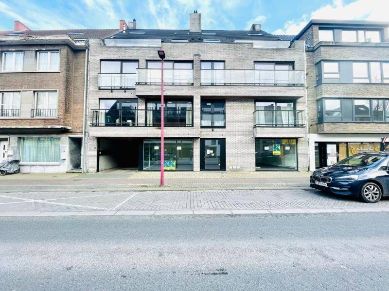 Handelszaak te koop in Deinze 9800 440000.00€ slaapkamers m² - Zoekertje 33944