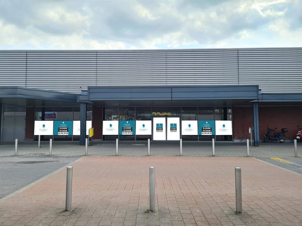Handelszaak te huur in Ronse 9600 5500.00€ slaapkamers 779.00m² - Zoekertje 34025
